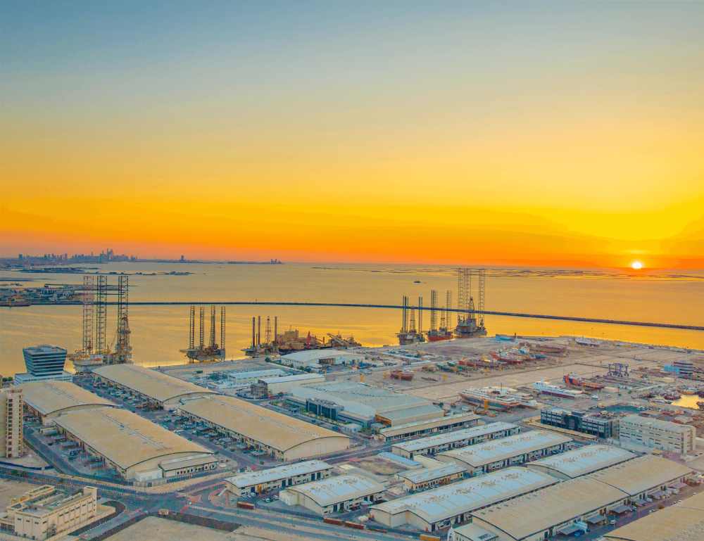 Dubai Maritime City landscape